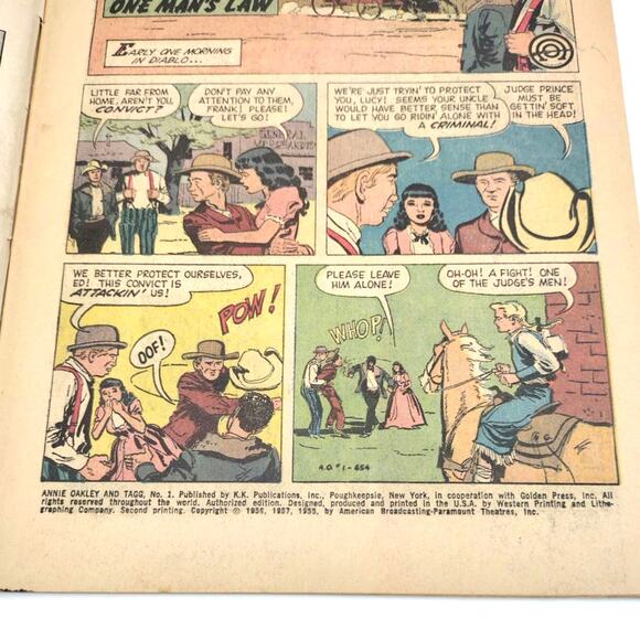 Annie Oakley and Tagg #1 First Issue 1958 Gold Key Comic Book Western 12 Cent - Picture 3 of 6